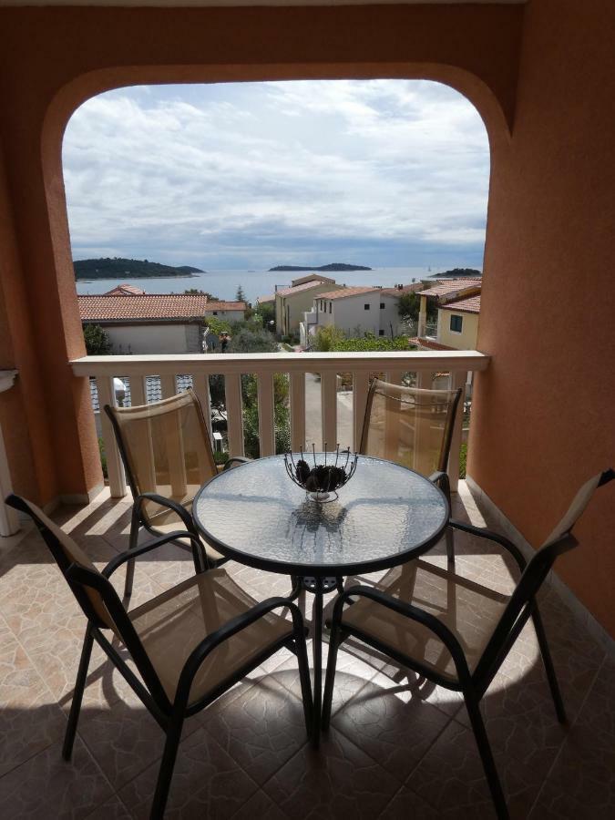 Apartmani Saric Rogoznica Zecevo Luaran gambar